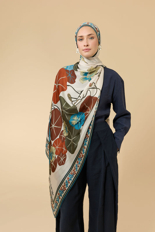 Havuz Çiçeği Taş-Taba Şifon İpek Şal 70x210