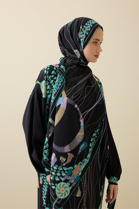 Püskül Noor Siyah-Yeşil Krep İpek Abaya Şalı 70x210