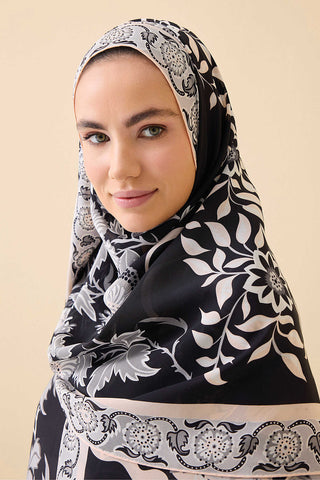 Çit Siyah Krep İpek Kaftan Şal 80x210