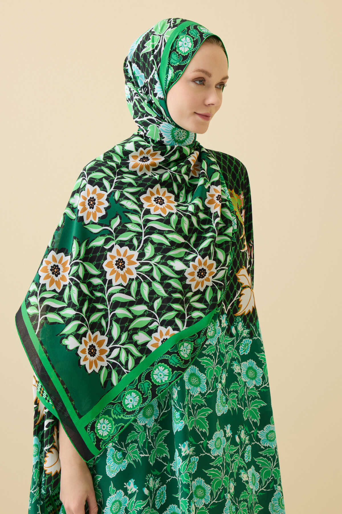 Çit Yeşil Krep İpek Kaftan Şal 80x210