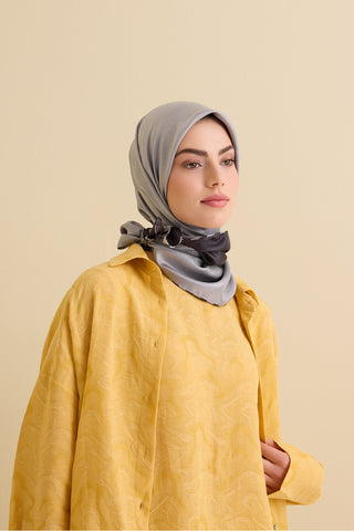 Düz Renk Füme-Gri Çift Taraflı Mulberry İpek Eşarp 94x94