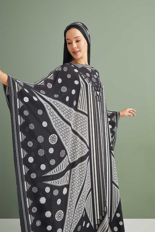 Esen Yolu Siyah İpek Kaftan