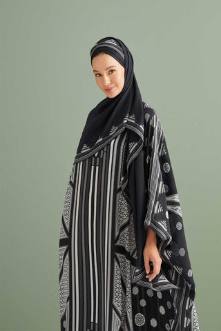 Esen Yolu Siyah İpek Kaftan