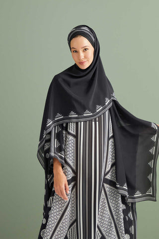 Esen Yolu Siyah İpek Kaftan