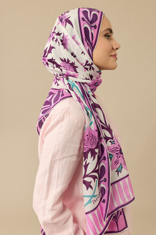 Garp Çiçeği Pembe Krep İpek Kaftan Şalı 70x210
