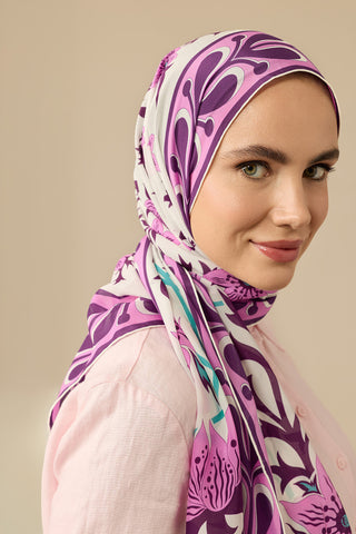 Garp Çiçeği Pembe Krep İpek Kaftan Şalı 70x210