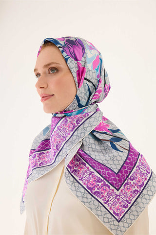Gece Bahçesi Açık Pembe Tivil İpek Eşarp 90x90