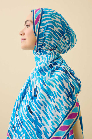 Göl Kenarı Mavi Krep İpek Kaftan Şal 70x210