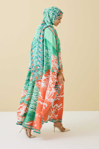 Göl Kenarı Yeşil İpek Kaftan
