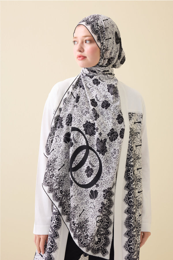 Rose Lace White Crepe Silk Kaftan Shawl