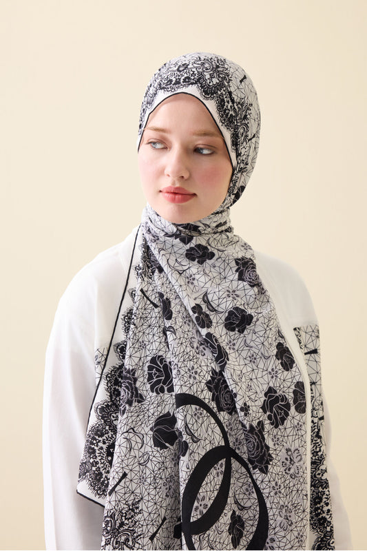 Gül Dantel Beyaz Krep İpek Kaftan Şal 70x210