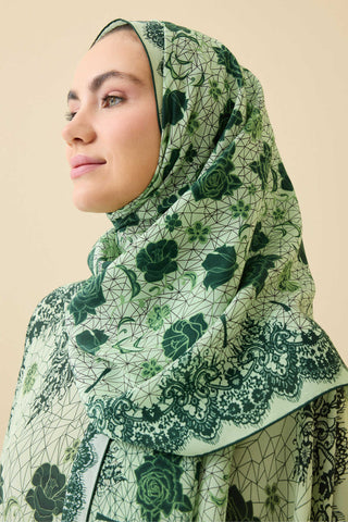 Gül Dantel Yeşil Krep İpek Kaftan Şal 70x210