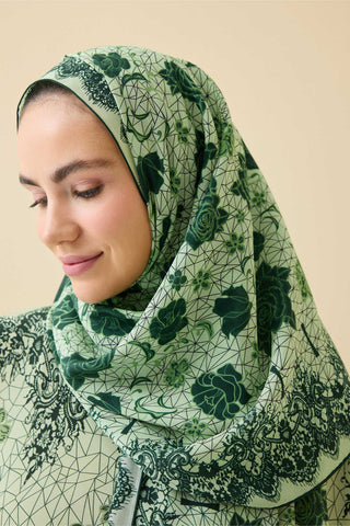 Gül Dantel Yeşil Krep İpek Kaftan Şal 70x210