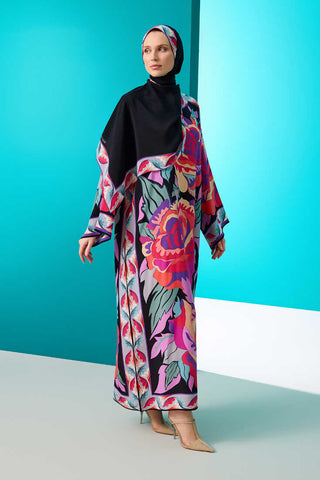 Gülün İsmi Leyla Siyah/Kırmızı Krep İpek Şal 70x200