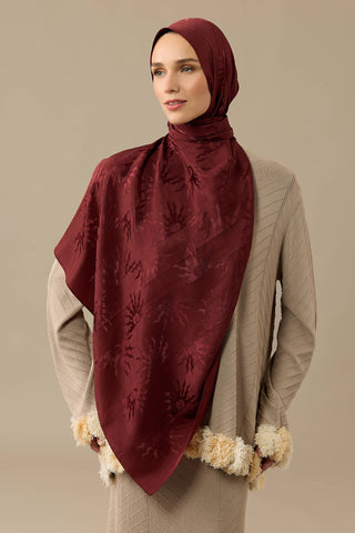 Güneş Doğarken Bordo Shiny Jakar Şal 70x200