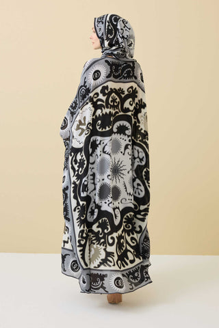 Hayat Siyah İpek Kaftan
