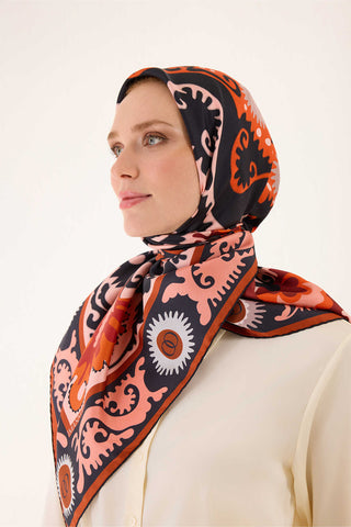 Hayat Somon-Kırmızı Çift Taraflı Tivil İpek Eşarp 90x90