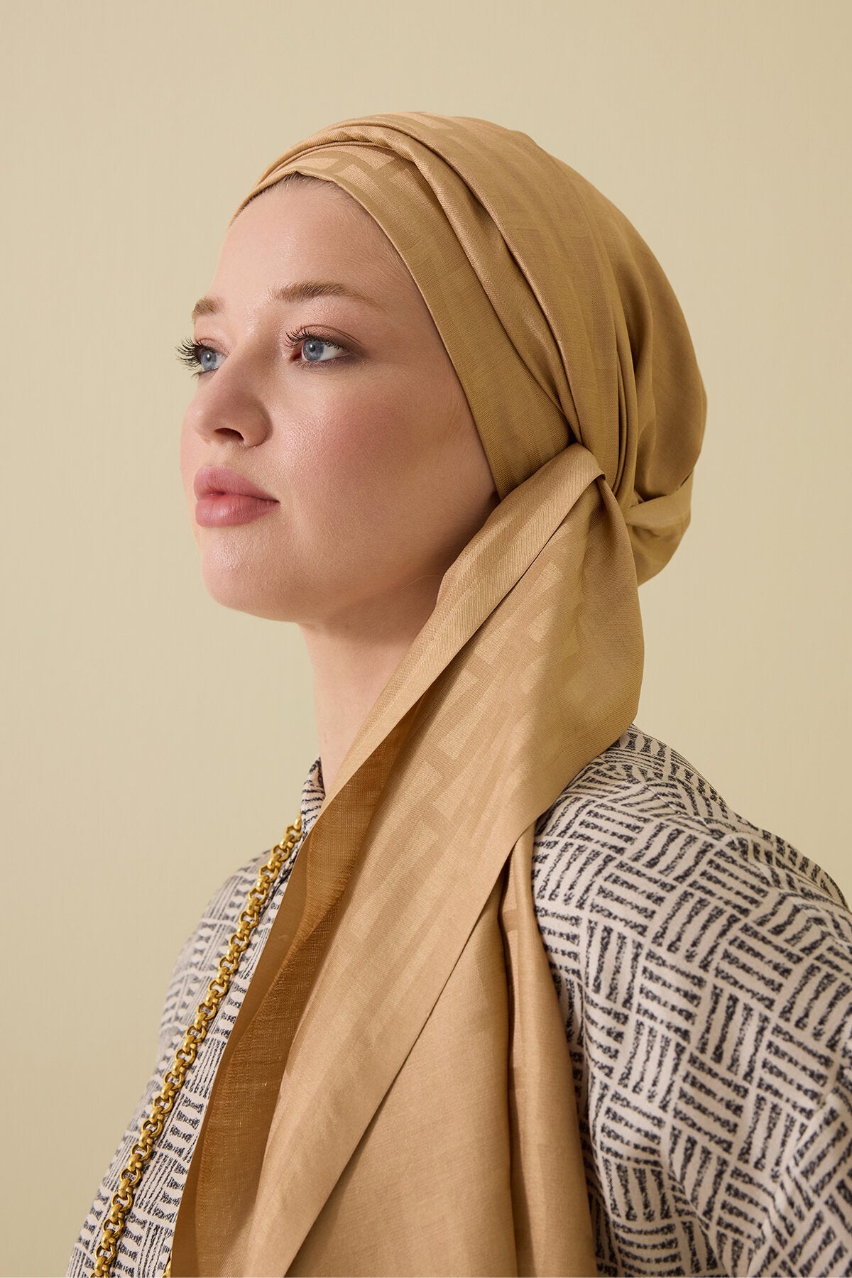 Iman I Bej İpek Şal 70x200