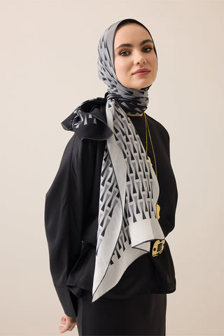 İman I Degrade Siyah-Beyaz İpek Şal 70x210