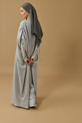 İman Kare Gümüş İpek Abaya