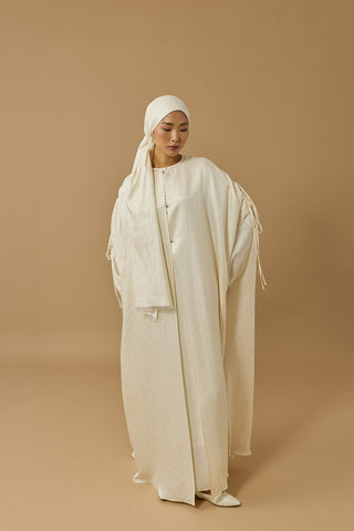 İman Kare Krem İpek Abaya
