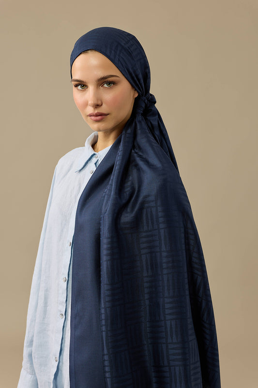 İman Kare Lacivert İpek Şal 70x210