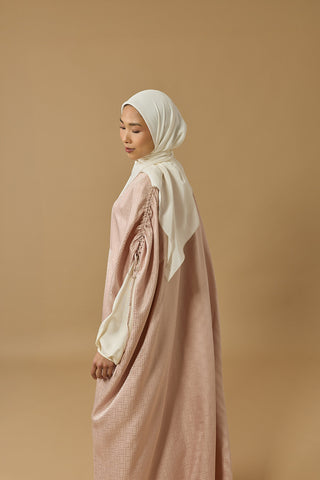 İman Kare Pudra İpek Abaya