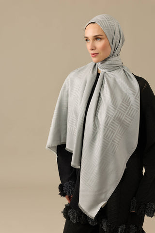 Iman Kare Gri İpek Şal 70x210