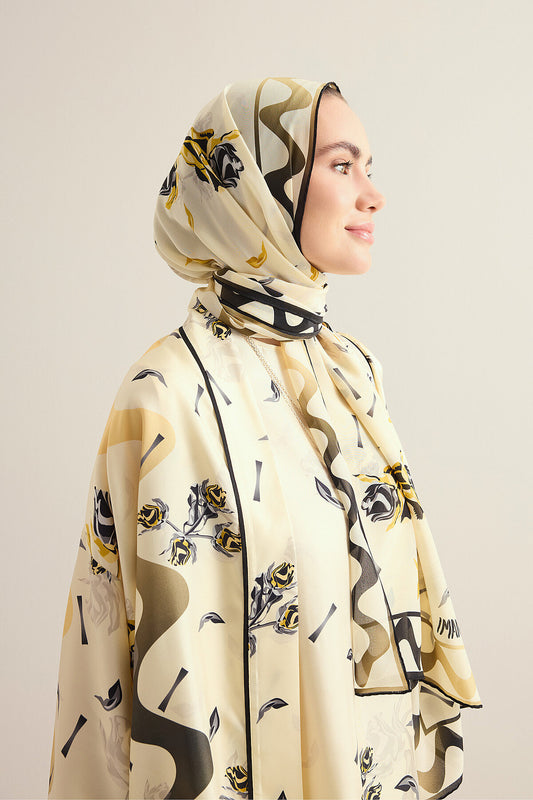 İman'ın Gülü Krem Krep İpek Kimono Şalı 70x210