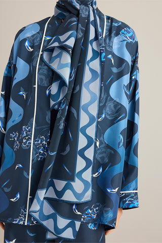 İman'ın Gülü Lacivert Krep İpek Kimono Şalı 70x210