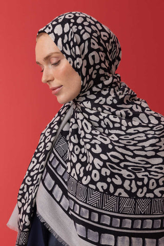 Bordür Leopar Açık Gri Yün İpek Şal 100x200