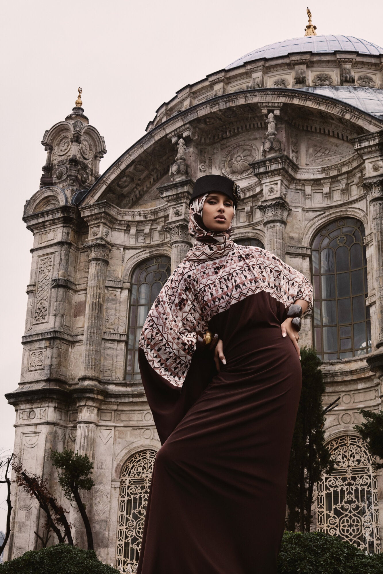 İmannoor x Rawdah Ahtapot Kahverengi Krep İpek Kaftan