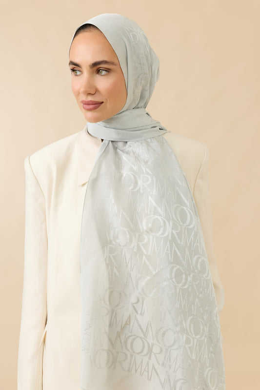 Monogram İmza Gümüş Shiny Jakar Şal 70x200