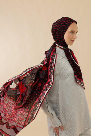 Nilüfer Kırmızı-Siyah Krep İpek Şal 70x210