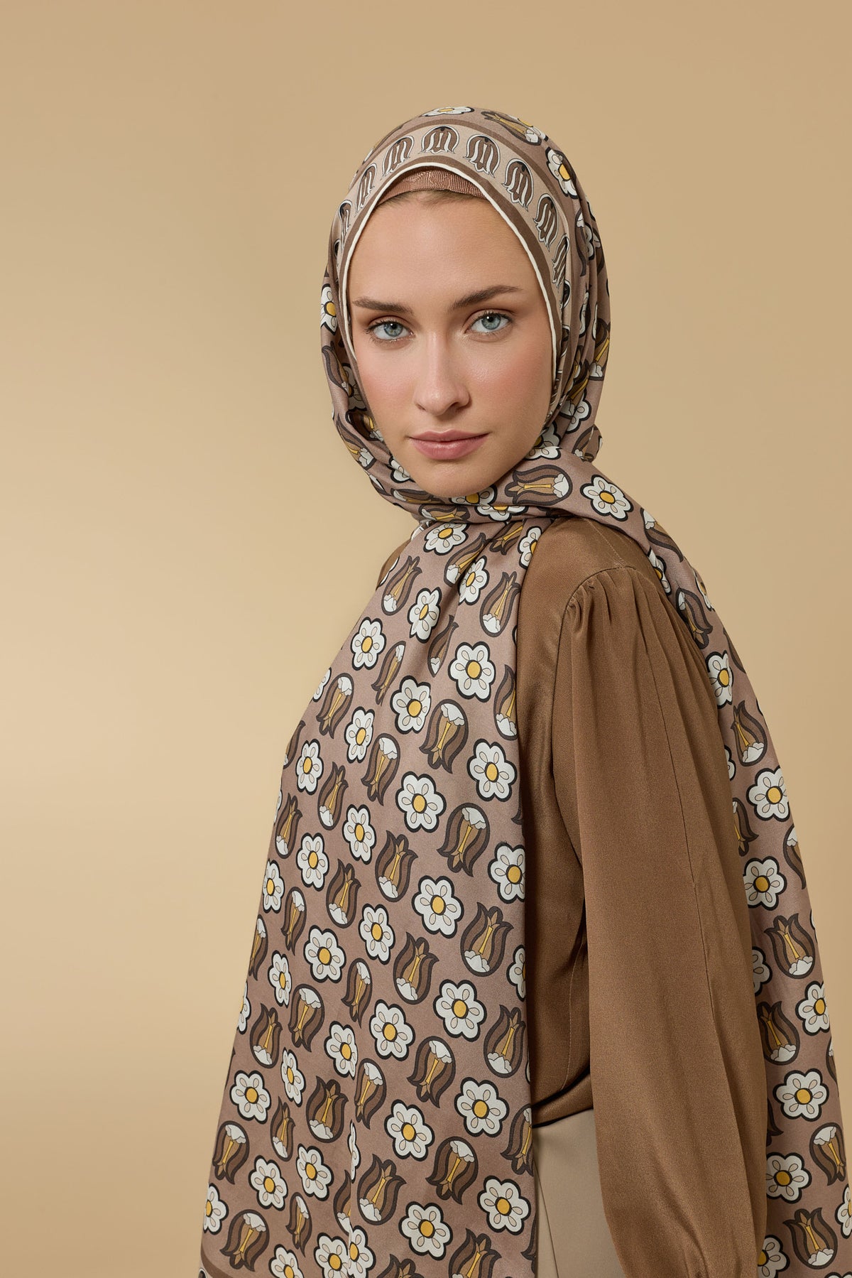 Ters Lale Bej Pamuk İpek Şal 70x210