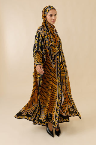 İris Çiçeği Siyah-Sarı Krep İpek Abaya