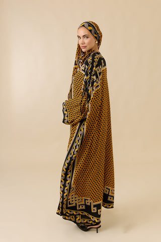 İris Çiçeği Siyah-Sarı Krep İpek Abaya