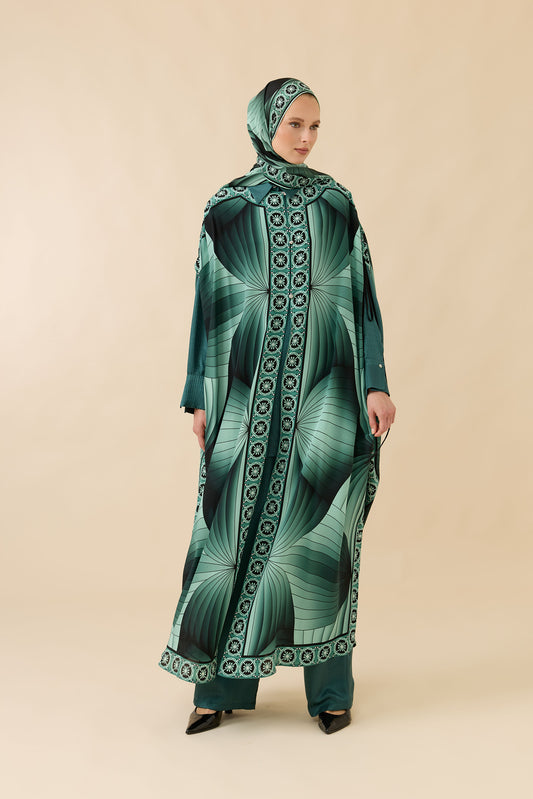 Yelpaze Siyah-Nil Yeşili Krep İpek Abaya