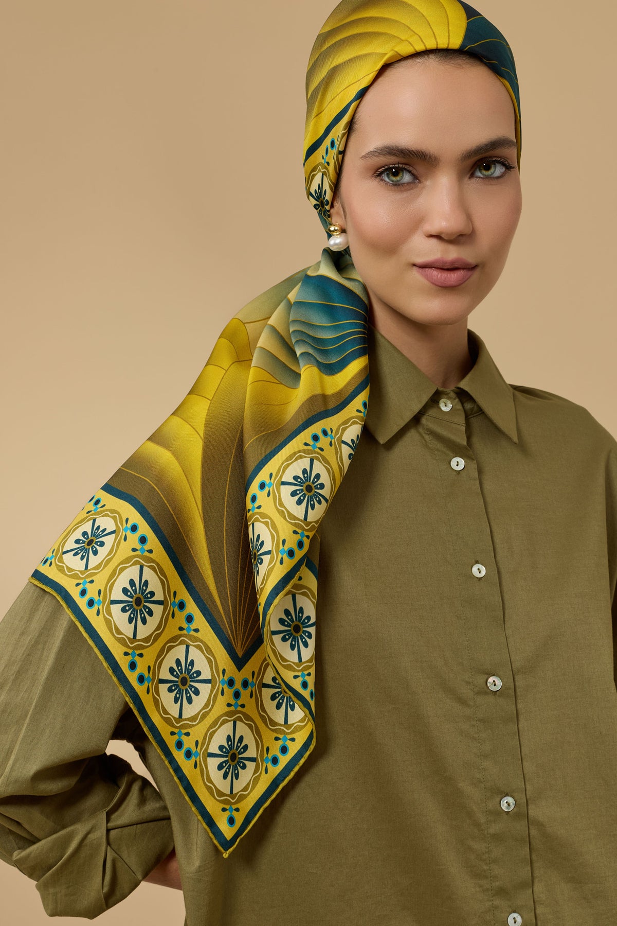 Yelpaze Turkuaz-Sarı İpek Eşarp 90x90