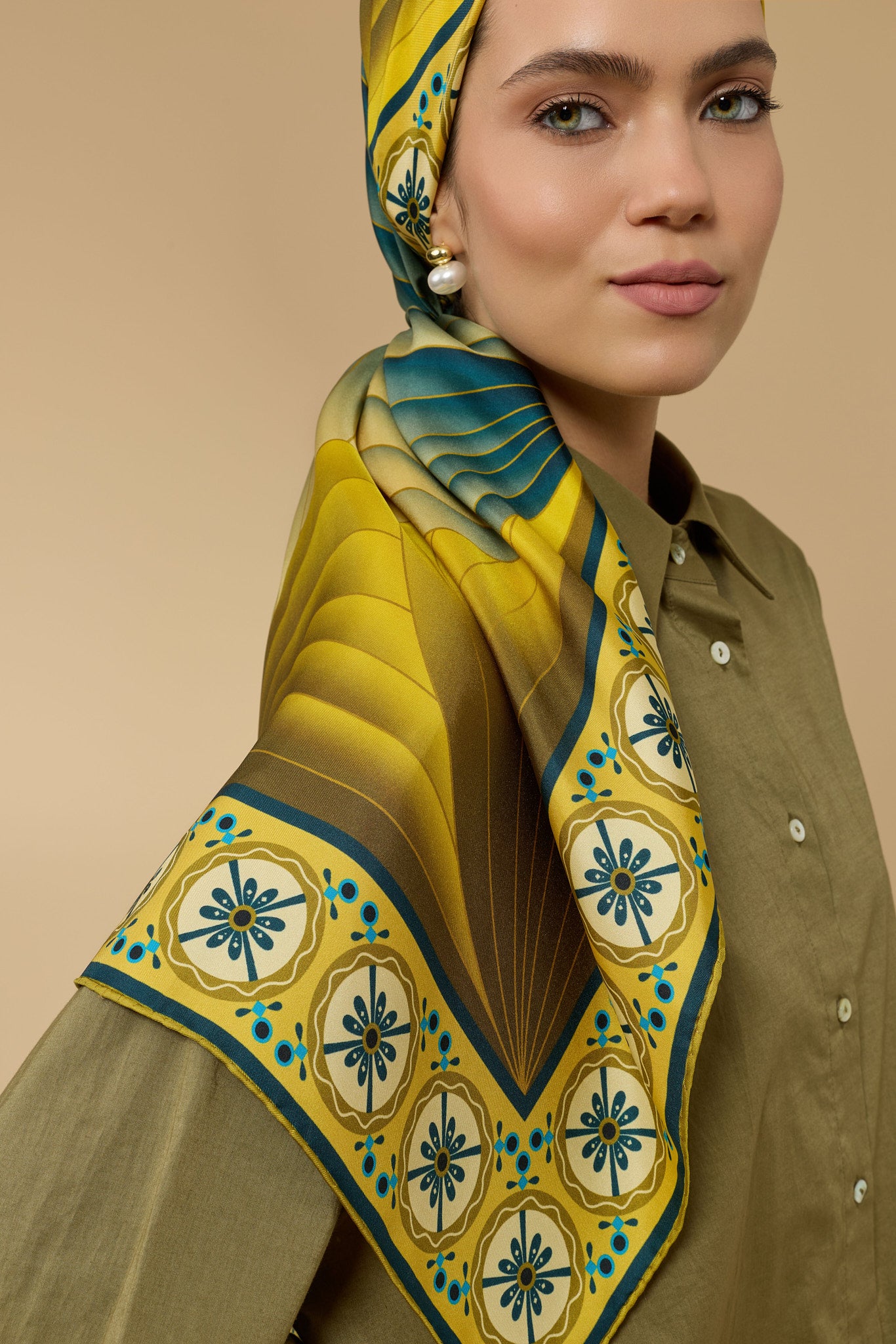 Yelpaze Turkuaz-Sarı İpek Eşarp 90x90