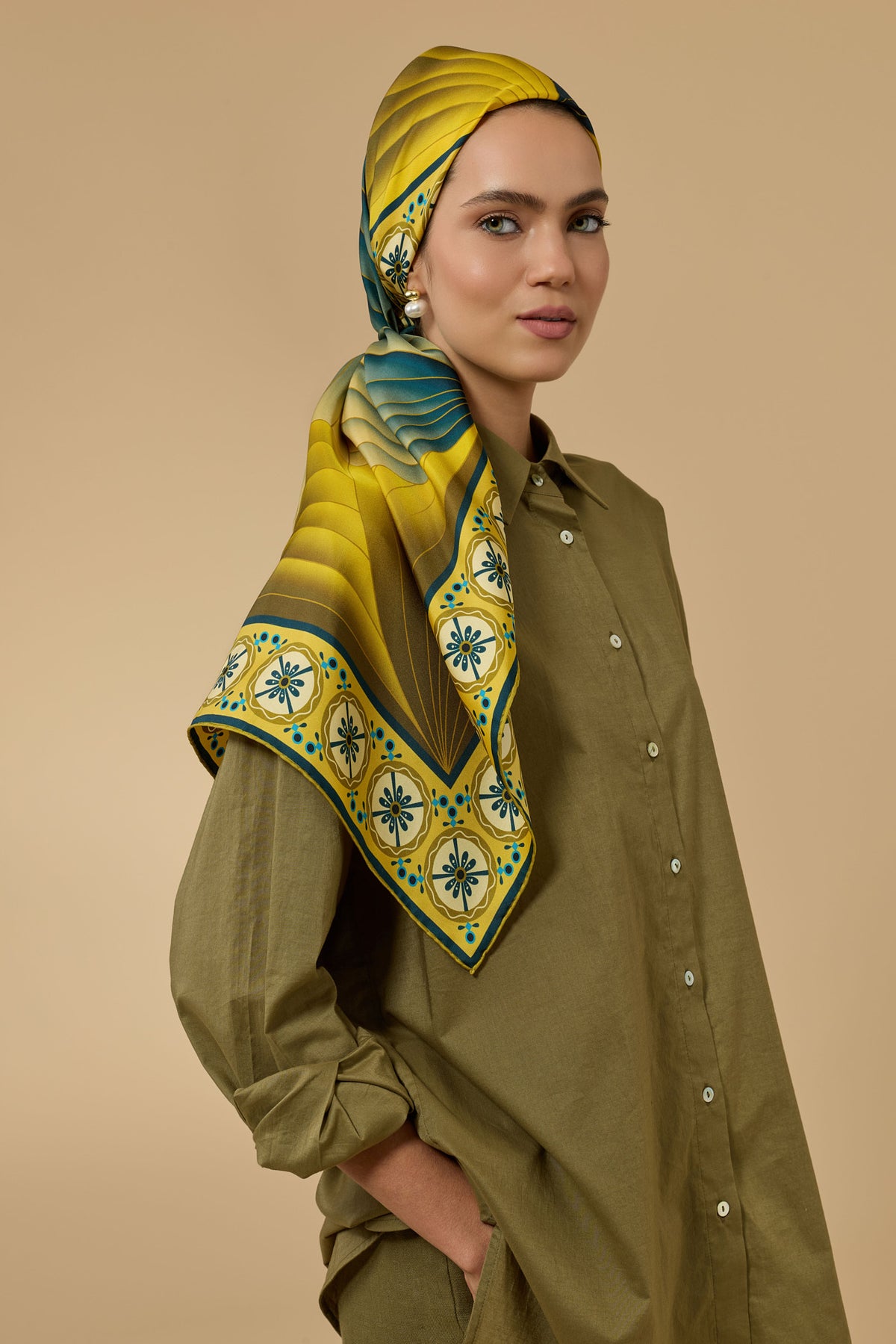 Yelpaze Turkuaz-Sarı İpek Eşarp 90x90