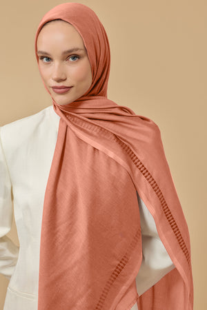 Bordür İman I Açık Şeftali Modal İpek Şal 70x200