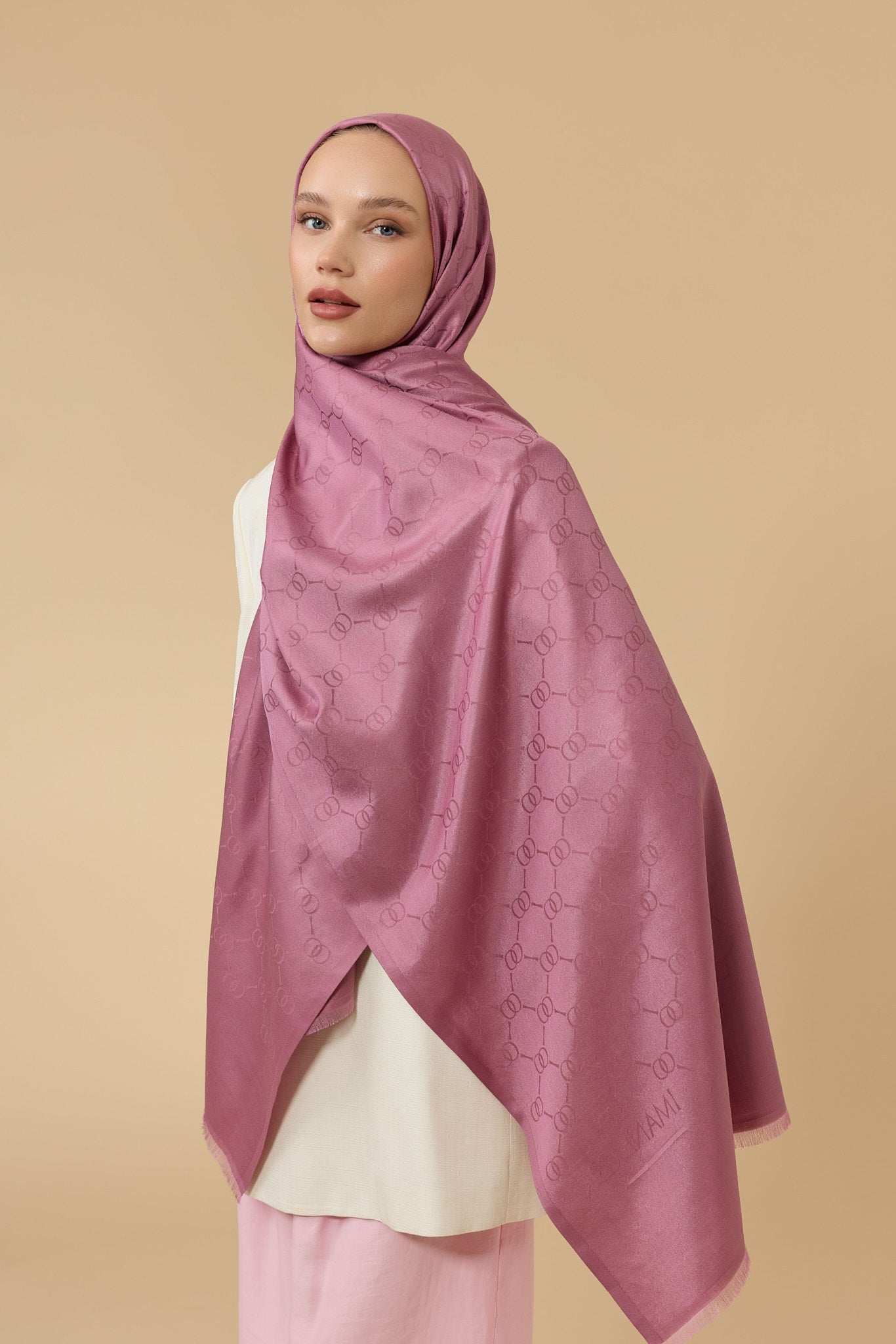 Noor Petek Şeker Pembe Jakarlı İpek Şal 70x200