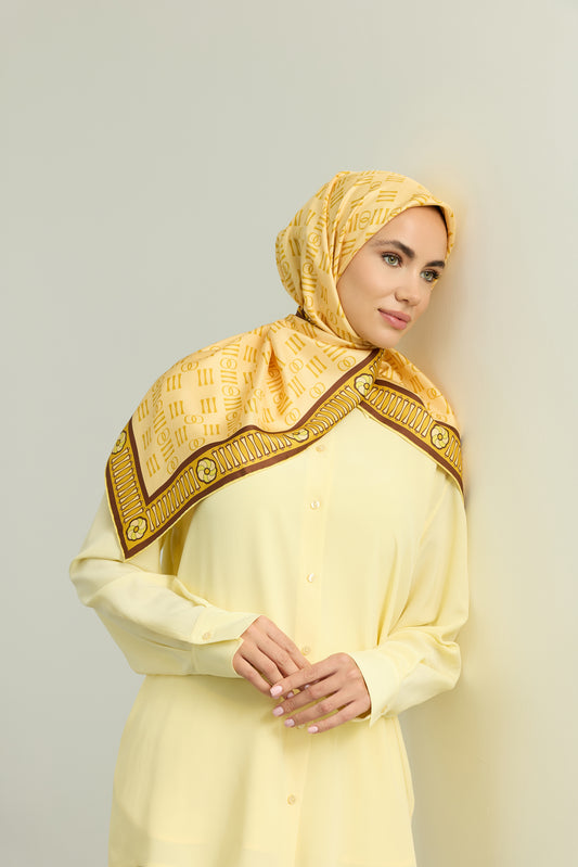 Noor Kare Sarı Tivil İpek Eşarp 90x90