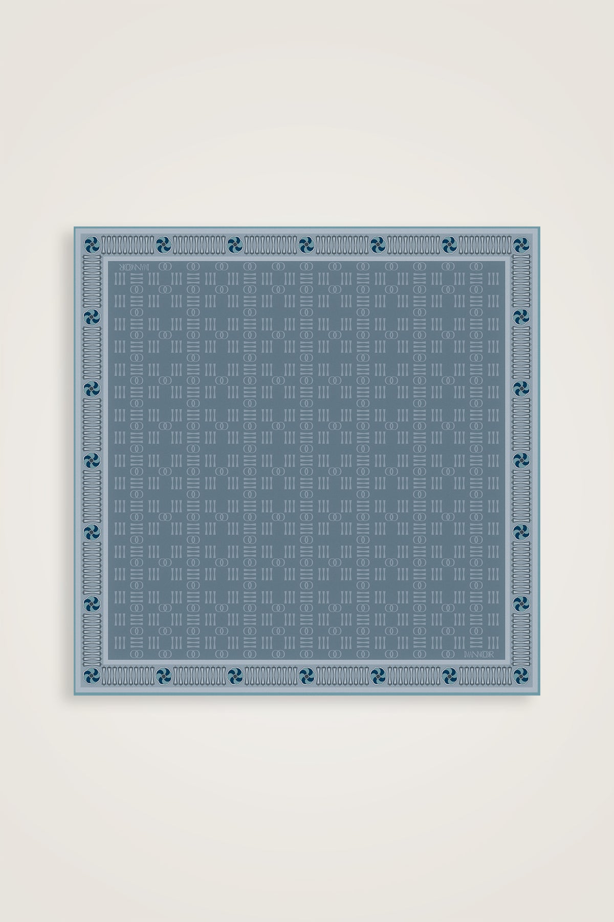 Noor Kare Gri Tivil İpek Eşarp 90x90
