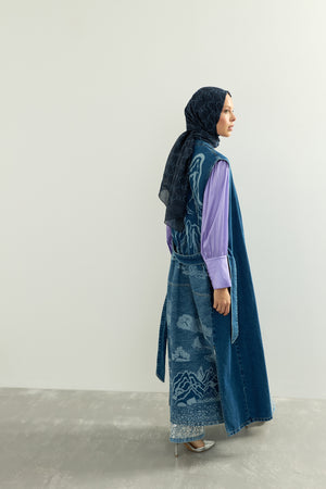 Dağ Ve Sakura Koyu Mavi Desenli Baskı Sırt Detaylı Denim Yelek