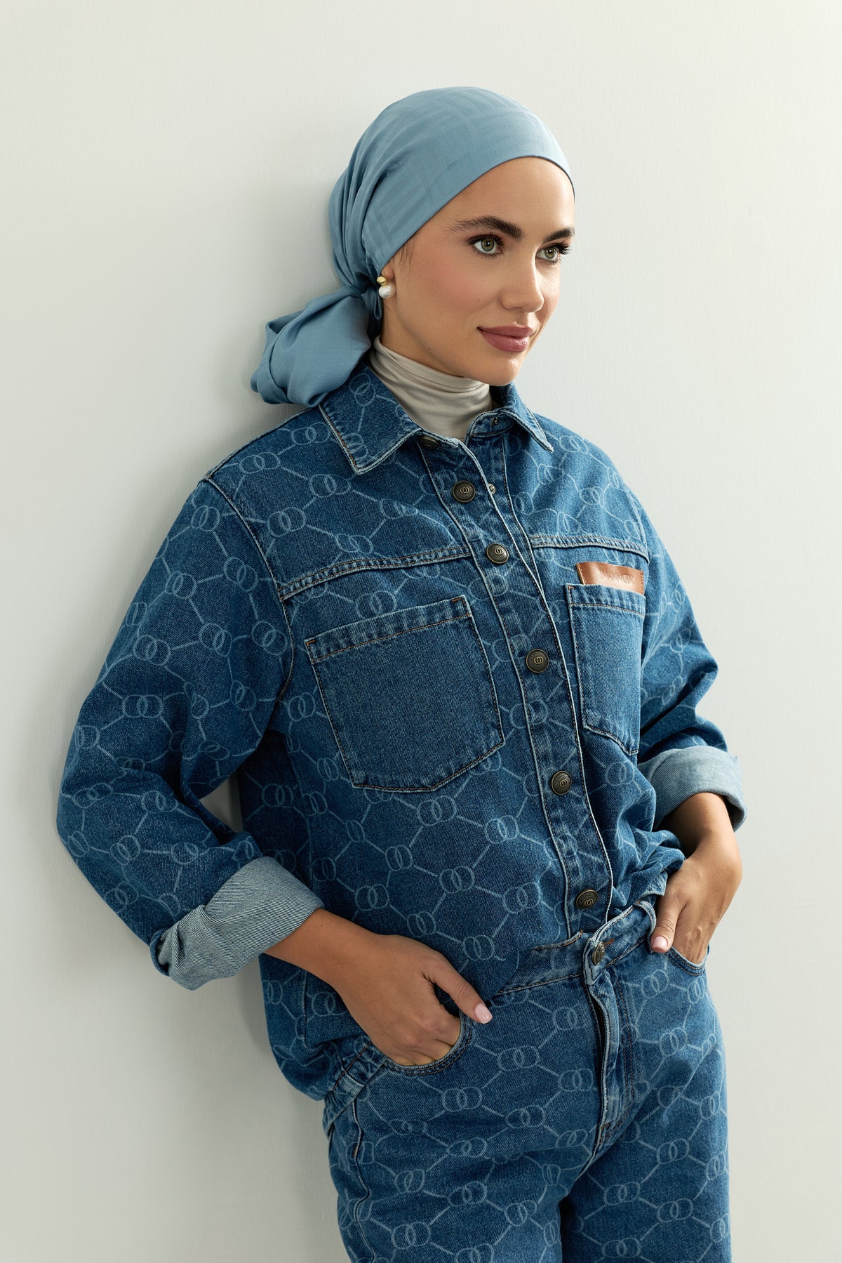 Monogram Açık Mavi Denim Gömlek