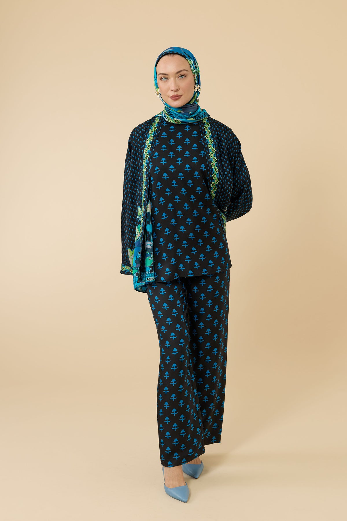Nilüfer Siyah-Turkuaz Krep İpek Pantolon