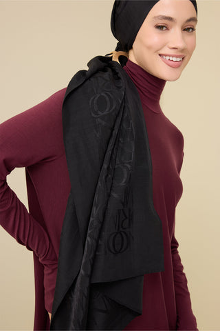 Monogram İmza Siyah Shiny Jakar Şal 70x200