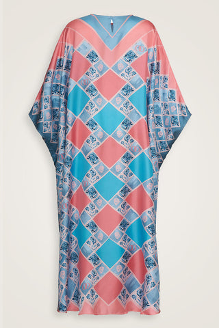Karanfil Kutusu Pembe İpek Kaftan